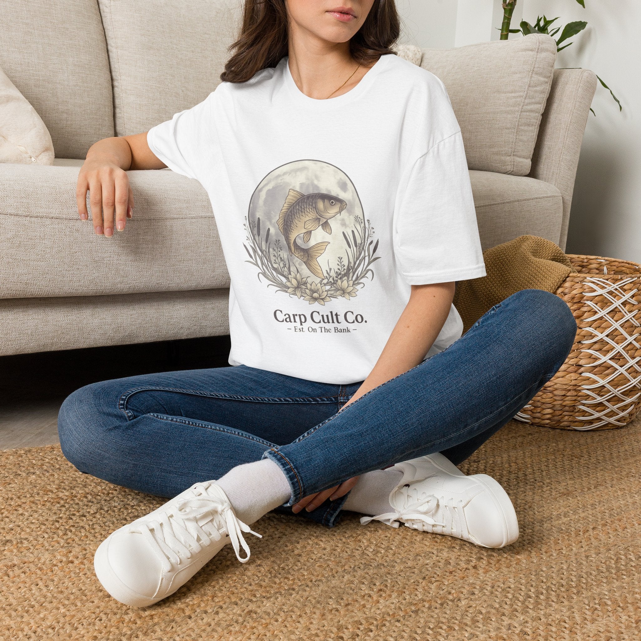 MOON AND CARP / Cult Carp Co. T shirt