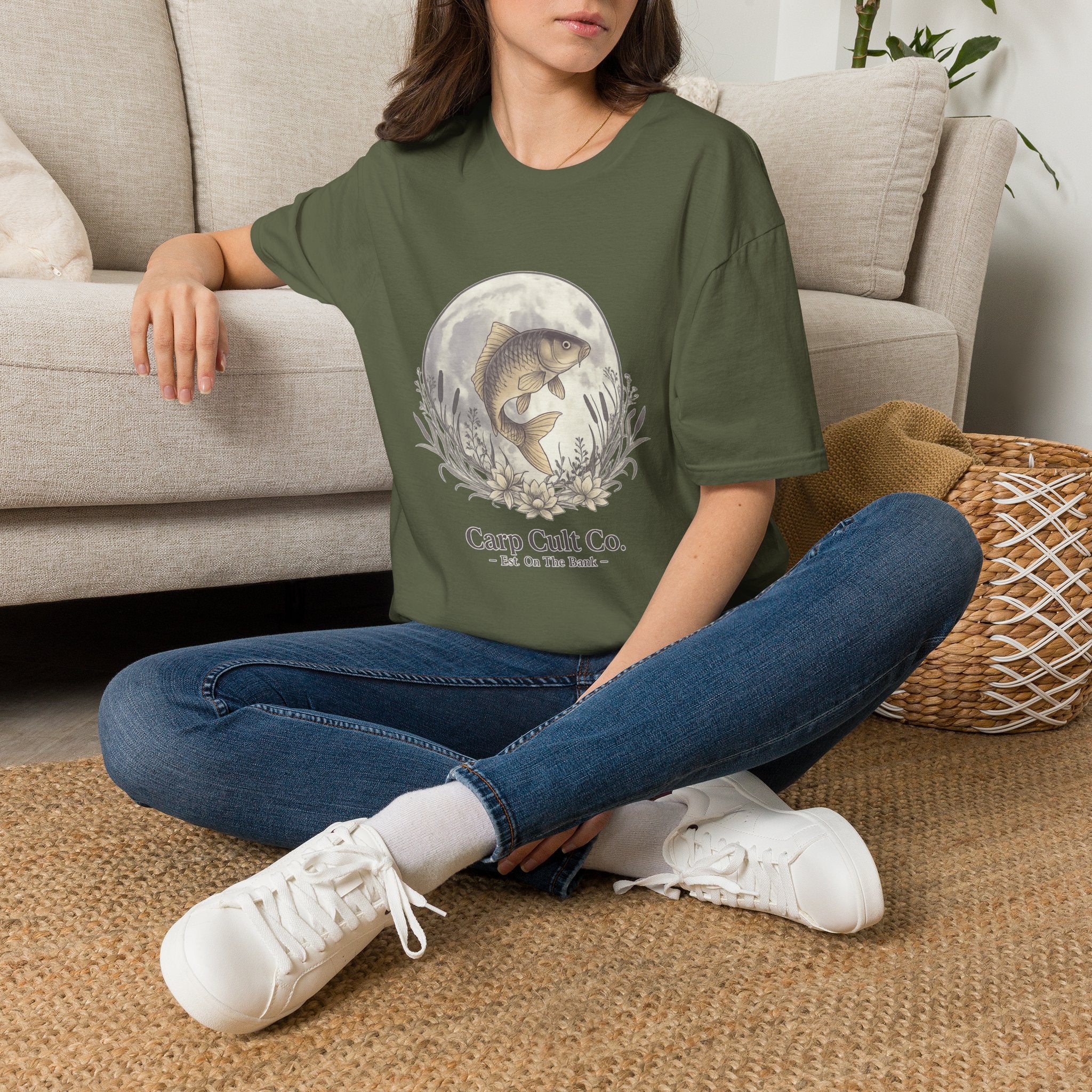 MOON AND CARP / Cult Carp Co. T shirt